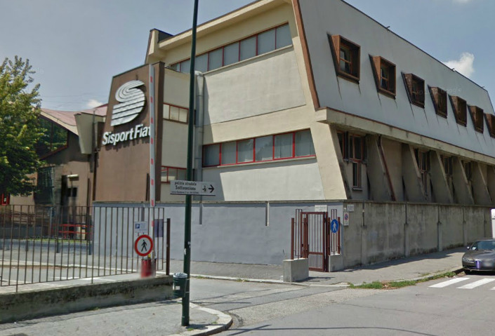 Torino, ingresso della piscina in cui è stata ritrovata la mia banconota