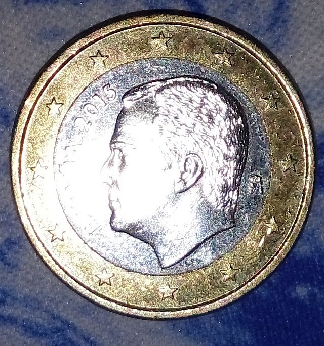 2015 ES 1€