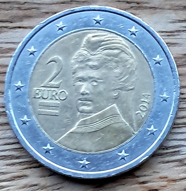 AT 2€