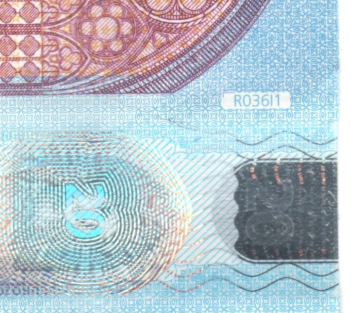 20r036.jpg