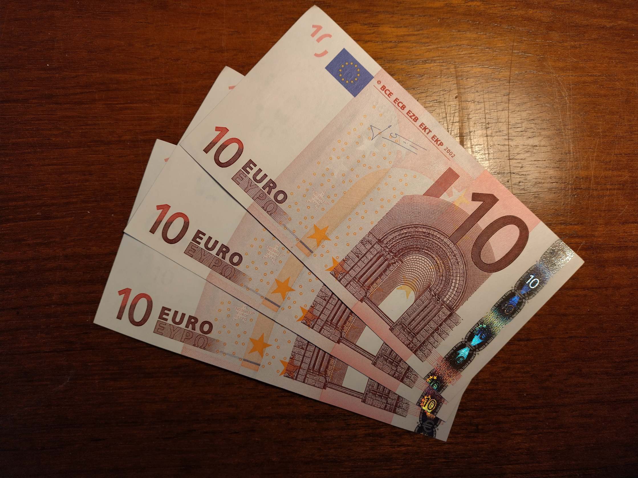 Trichet-kympit samoilla setelipainokoodeilla..